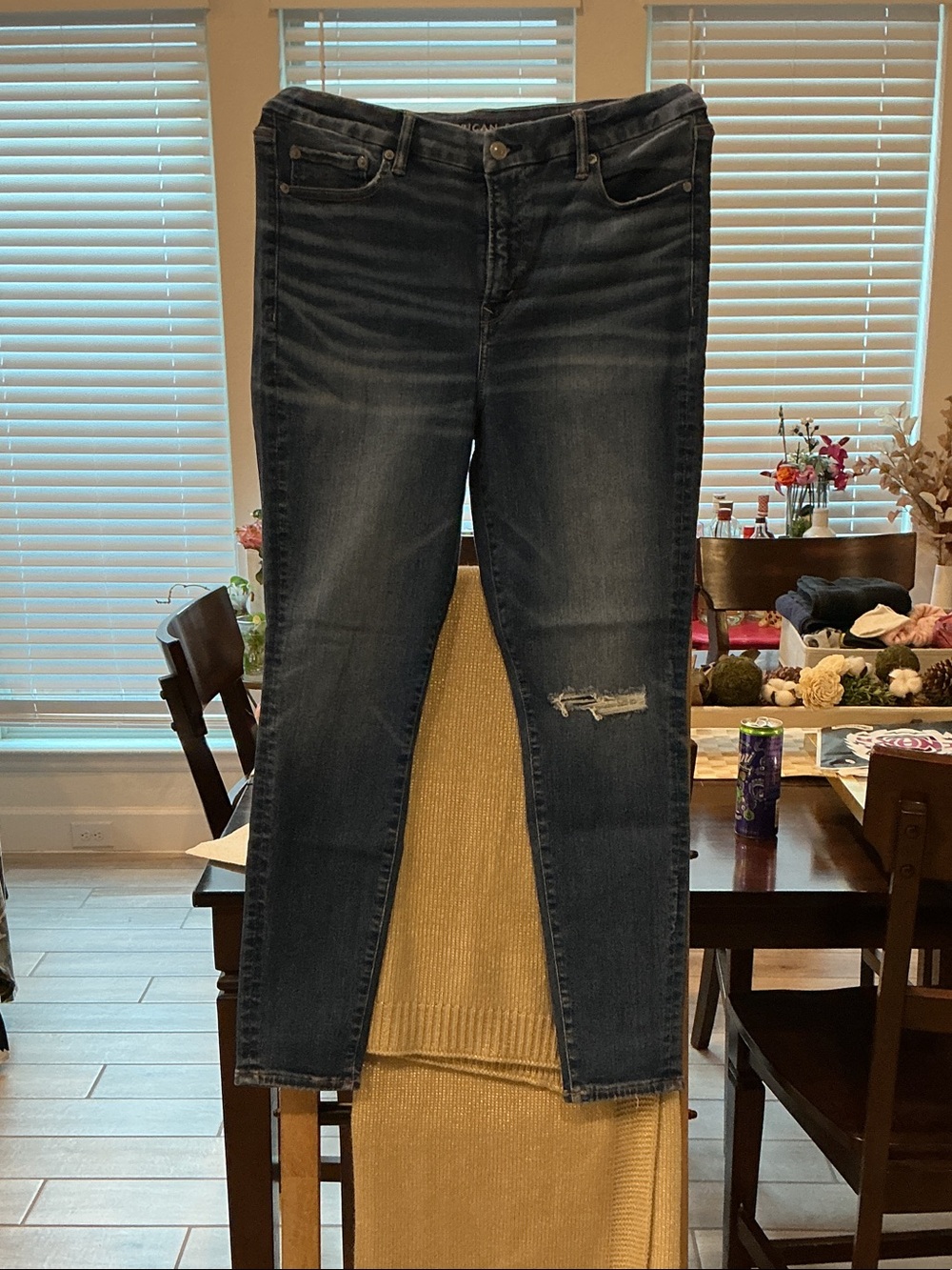 American Eagle Outfitters Dark Blue Skinny Jeans with Distressed Knee
